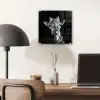 Giraffe - Dier - Zwart - Wit plexiglas 5mm klein -sfeer6
