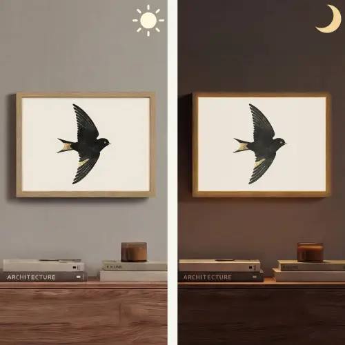 Zwarte zwaluw - Gouden accenten - Lichte achtergrond Light Box met batterij (Wandlamp) middel -sfeer3