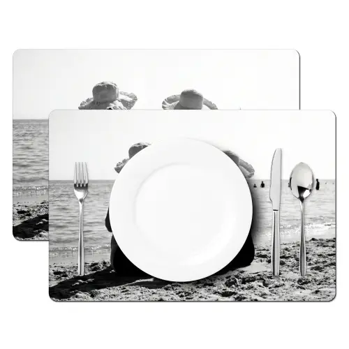 Vrouwen - Zonnehoed - Strand - Zwart - Wit Placemat vinyl groot -zzsfeer2_Kitchenyeah-website