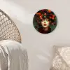 Vrouw - Aardbeien - Frambozen - Bramen - Bessen Wandcirkel kunststof plaat 5mm dik klein -sfeer5