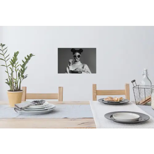 Vrouw - Pasta - Zonnebril Muursticker klein -eettafel