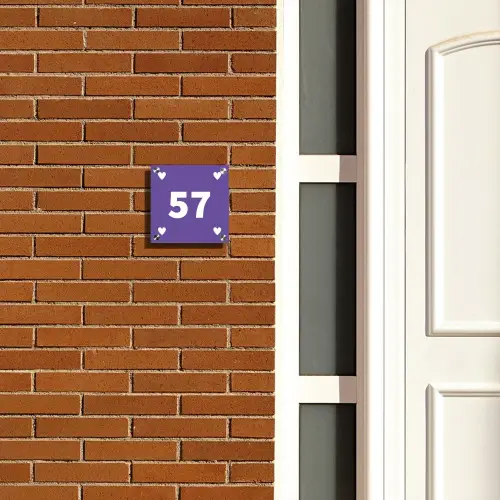 Witte hartjes in hoeken - Traditioneel Naambord Vierkant klein -sfeer3-XS
