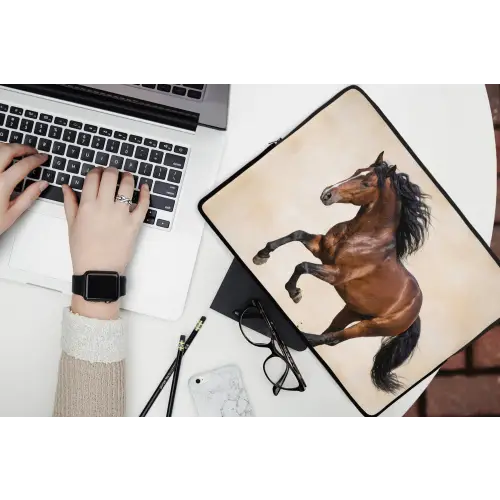 Paard - Galop - Energie laptophoes neopreen klein -bureau