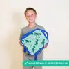 Vriendelijke T. rex tussen sporen Kinderrugzak - Blauw middel -sfeer1_NL