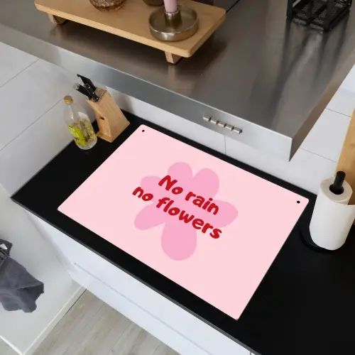 No rain no flowers - Bloem - Roze Inductie beschemer met haakjes klein -sfeer1