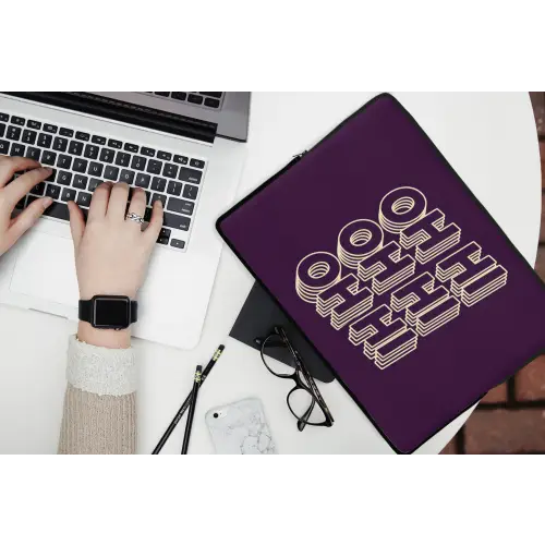 Oh hi - Paars - 3D laptophoes neopreen klein -bureau