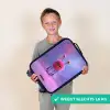 Roze harig monster met grote ogen Kinderkoffer - Zwart klein -sfeer4_NL