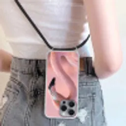Flamingo - Portret - Roze Hoesje iPhone 16 Pro Max met koord klein -sfeer5