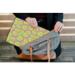 Kiwi - Speels - Groen laptophoes neopreen klein 279 -tas