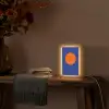 Vorm - Rond - Minimalistisch - Blauw Light Box met kabel (Tafellamp) klein -sfeer4