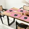 Mond - BLAH BLAH - Roze Placemat vinyl groot -zzsfeer4_Kitchenyeah-website