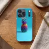 Ananas - Regenboog - Blauw - Popart Telefoonhoesje iPhone 17 Pro klein -sfeer1