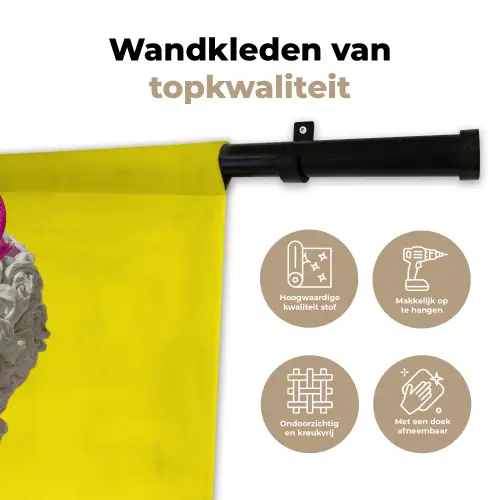 Buste - Slangen - Geel Wandkleed katoen klein -sfeer2