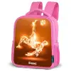 Oranje lichtvoetballer in zweefmoment Kinderrugzak - Roze middel -schuin