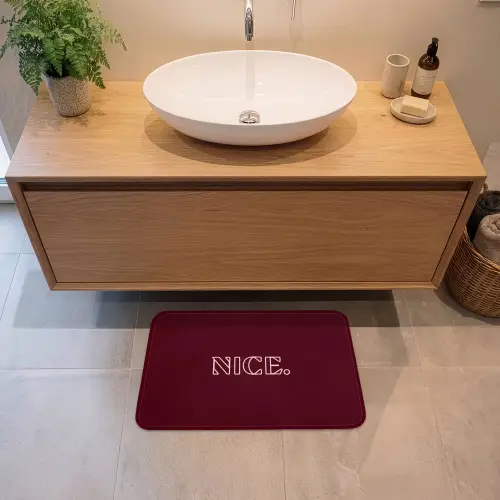 Bordeaux - Nice - minimalistisch Badmat klein -sfeer1