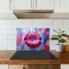 Graffiti - Lippen - Felroze - Geschilderd keuken achterwand spatscherm klein -sfeer2