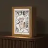 Doorkijk - Hert - Sneeuw - Winter - Bos - Dieren - Natuur Light Box met kabel (Tafellamp) klein -z3d_website