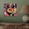 Portret - Vrouw - Abstract - Zonnebril aluminium wit klein -sfeer2