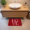 Love - Rood - Hatjes Badmat klein -sfeer1