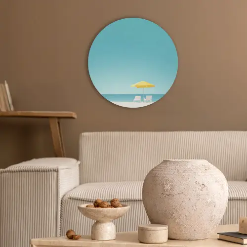 Strand - Blauwe lucht - Geel - Parasol Akoestische PET Vilt - Rond klein -sfeer1