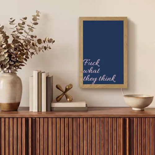 Fuck what they think - Blauw - Cursief Light Box met kabel (Tafellamp) klein -sfeer2