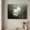 Wit - Lotus - Donker - Bloem Textielframe zwart klein -sfeer2