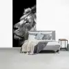 Leeuw tegen zwarte achtergrond in zwart-wit fotobehang vinyl groot -slaapkamer