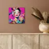 Vrouw - Portret - Abstract - Paars aluminium wit klein -sfeer4