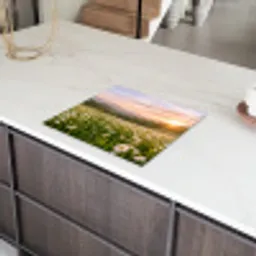 Madelief - Veld - Heuvels - Groen Inductie beschermer vinyl 3mm middel -sfeer8