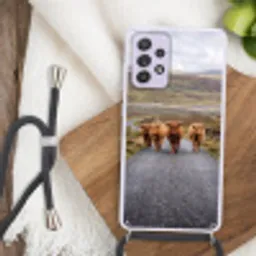 Schotse Hooglanders - Weg - Landschap - Kudde Hoesje Samsung Galaxy A52 5G met koord klein -sfeer4
