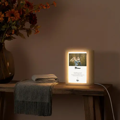 upload-69ddf9caeb83c-betekenis-mama Light Box met kabel (Tafellamp) klein -sfeer4