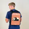 Panda - Slapen - Oranje Rugzak - Zwart middel -sfeer8