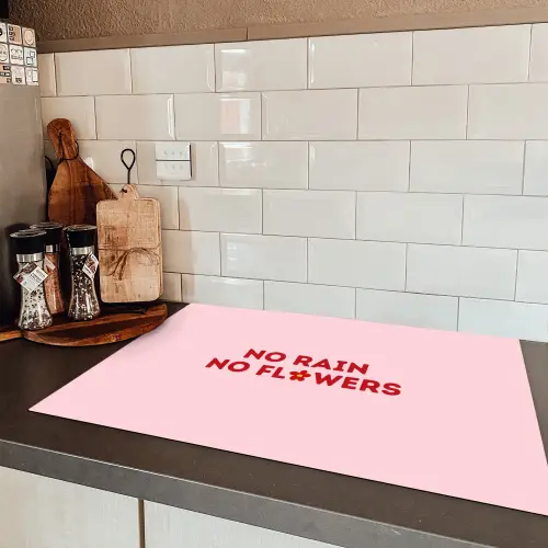 No rain no flowers - Minimalistisch - Roze - Bloem Inductie beschermer vinyl 3mm klein -sfeer3