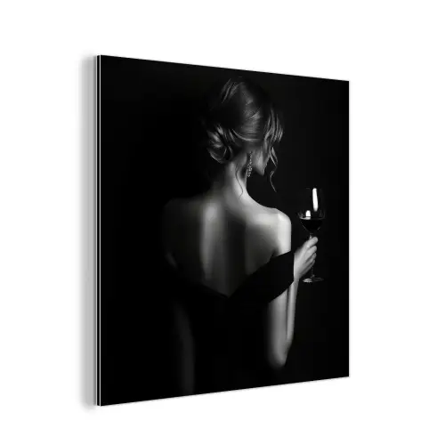 Vrouw - Wijn - Jurk aluminium wit klein -3d