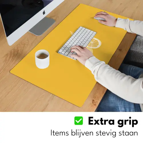 Citroenen - Illustratie - Minimalistisch - Geel Muismat XXL klein -sfeer3