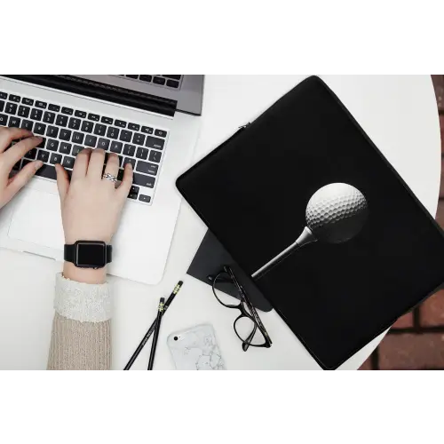 Golfbal - Minimalistisch - Wit laptophoes neopreen klein -bureau