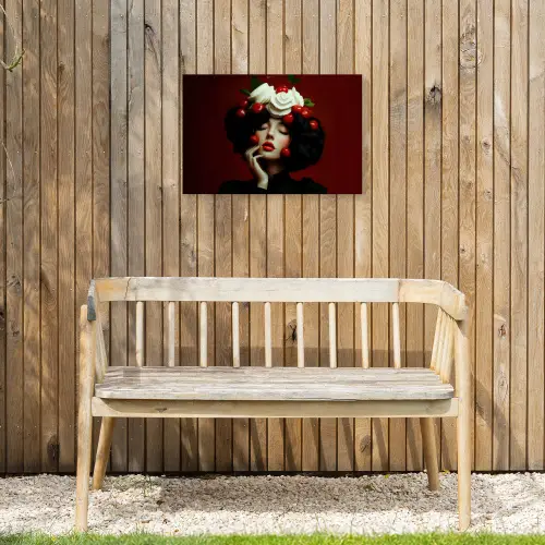 Vrouw - Kersen - Slagroom Tuinposter op houten frame 2 cm dik klein -sfeer4