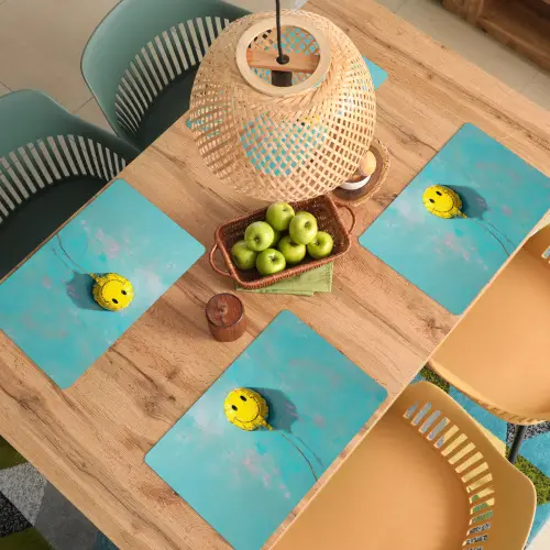 Ballon - Geel - Smiley Placemat vinyl groot -zzsfeer5_Kitchenyeah-website