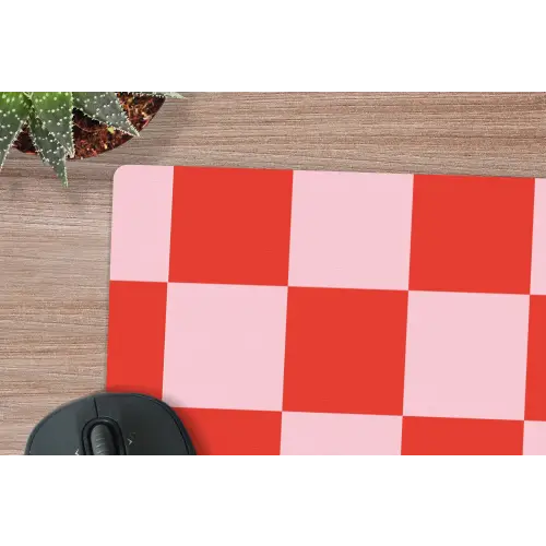 Schaakbord patroon - Rood - Roze - Blokjes muismat rubber klein -closeup