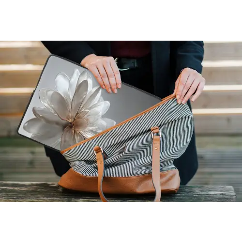 Bloem - Wit - Neutraal laptophoes neopreen klein -tas