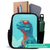 T-Rex - Blauw - Wolken - Zonnebril Rugzak - Zwart middel -inhoud_NL