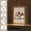Kabouters - Kerst - Sneeuw - Puntmutsen Light Box met kabel (Tafellamp) klein -USP_NL