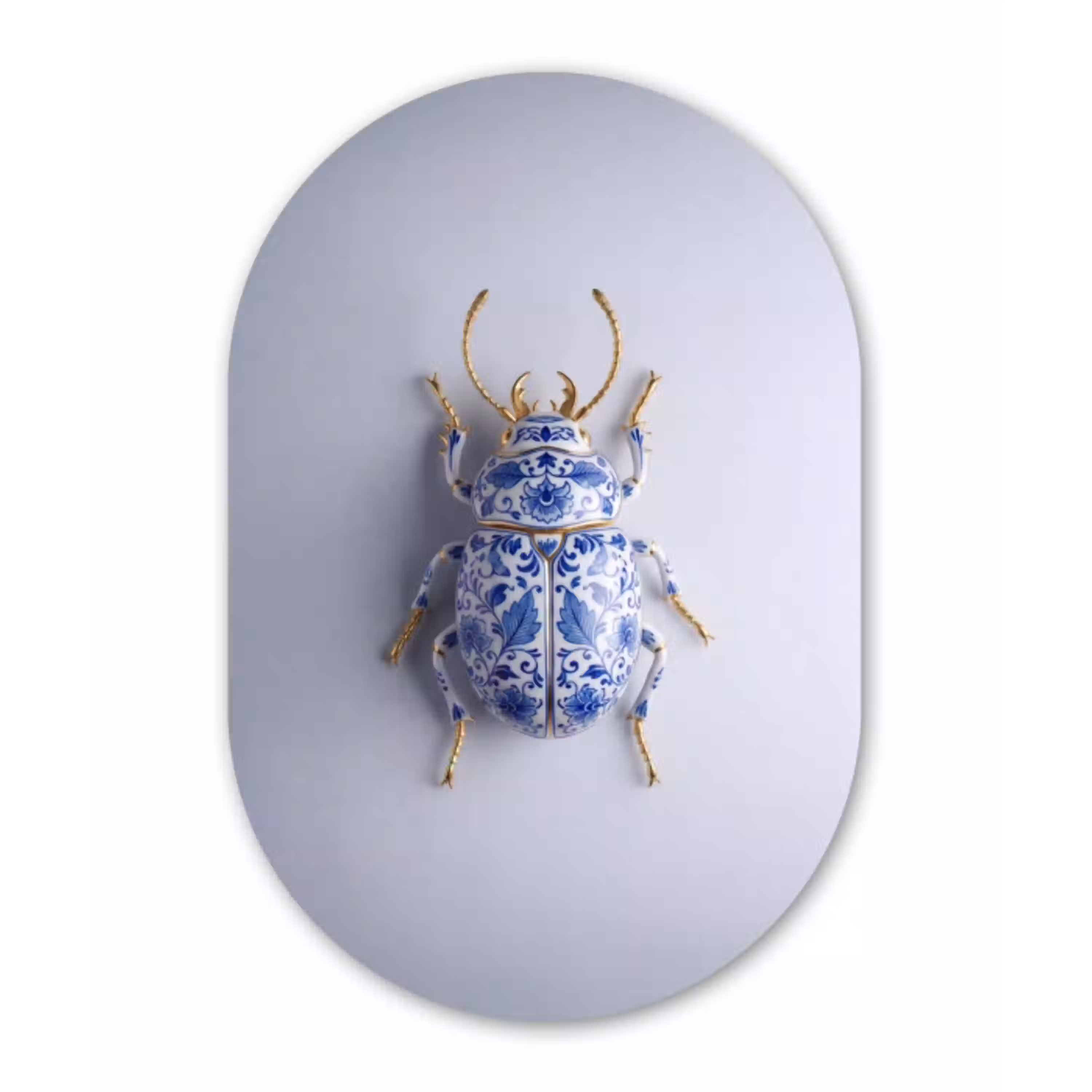 Kever - Delfts  - Blauw - Goud Wandcirkel Ovaal Aluminium middel -3d