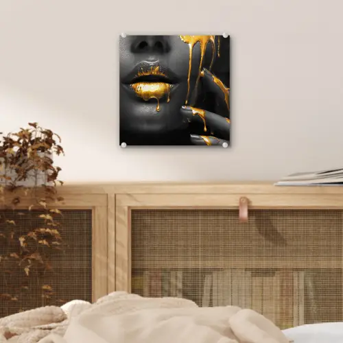 Vrouw - Zwart - Goud - Gezicht - Lippen plexiglas 5mm klein -sfeer4