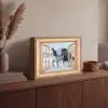 Doorkijk - Paarden - Winter - Dieren - Natuur - Hout Light Box met batterij (Wandlamp) middel -sfeer2