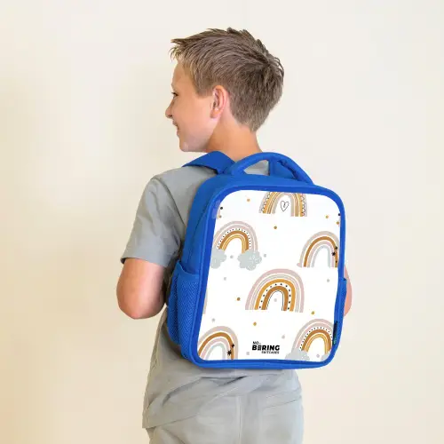 Regenbogen patroon in zachte kleuren Kinderrugzak - Blauw middel -sfeer2