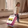 Kiepwagen - Getekend - Geel Kinderkoffer - Roze klein -sfeer1