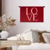 Love - Rood - Hatjes Wandkleed katoen klein -tsfeer1_DE