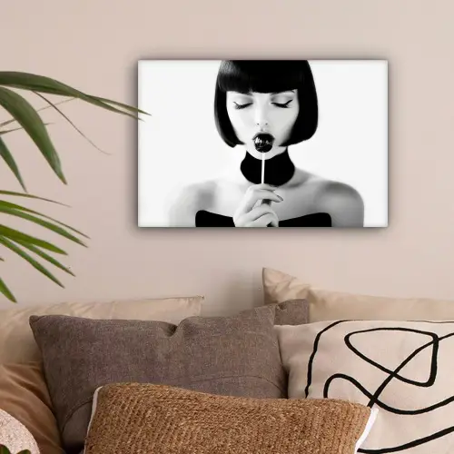 Vrouw - Lolly - Zwart - Wit canvas 2cm klein -sfeer1