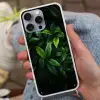 Bladeren - Regendruppels - Licht - Groen Hoesje iPhone 16 Pro Max met koord klein -sfeer3